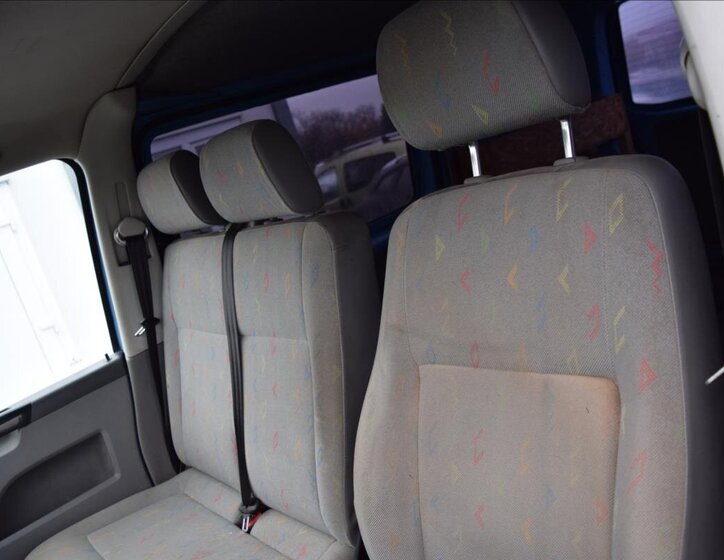 Volkswagen Transporter Kombi 2,5 l 96 kw