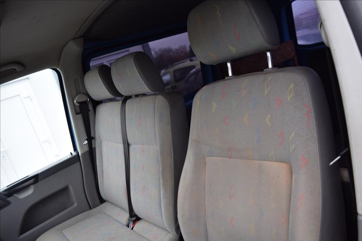 Volkswagen Transporter Kombi 2,5 l 96 kw