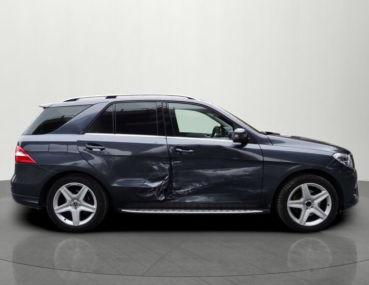 Mercedes-Benz Třídy M SUV / Terénní 3,0 l 190 kw