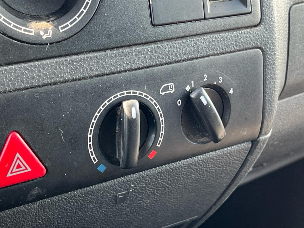 Volkswagen Multivan Kombi 2,5 l 96 kw