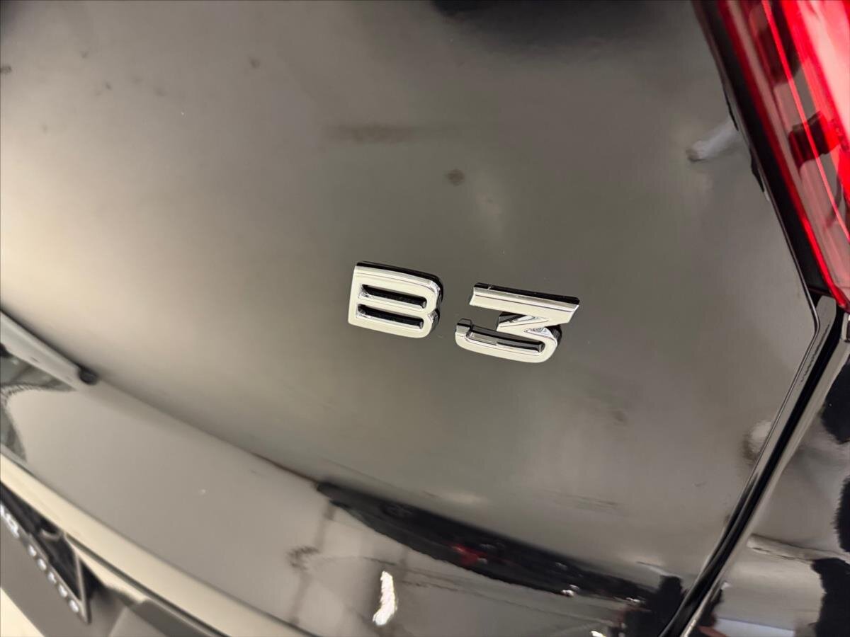 Volvo XC40 SUV 2,0 l 120 kw