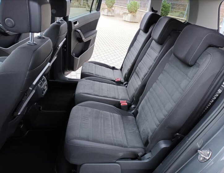 Volkswagen Touran MPV 2,0 l 110 kw