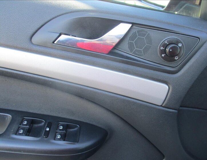 Škoda Octavia Sedan / Limuzína 2,0 l 103 kw