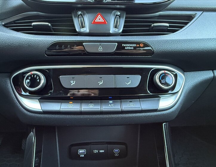 Hyundai i30 Kombi 1,5 l 103 kw