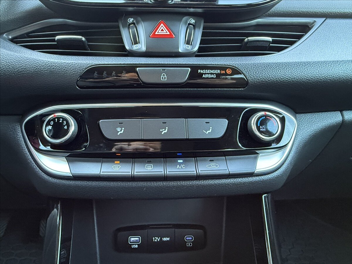 Hyundai i30 Kombi 1,5 l 103 kw