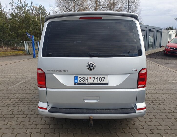 Volkswagen Transporter Kombi 2,0 l 110 kw