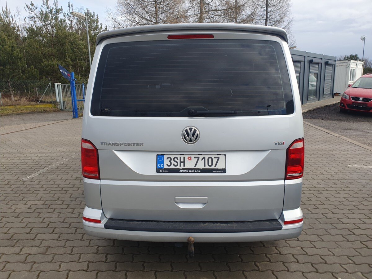 Volkswagen Transporter Kombi 2,0 l 110 kw