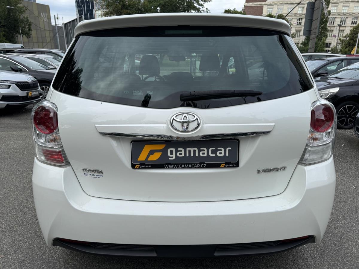 Toyota Verso MPV 2,0 l 91 kw