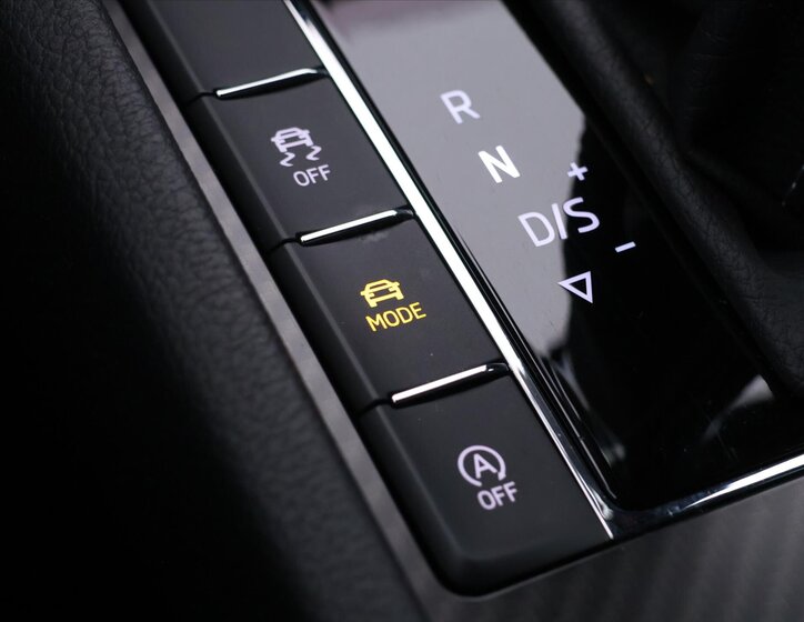 Škoda Superb Kombi 2,0 l 147 kw