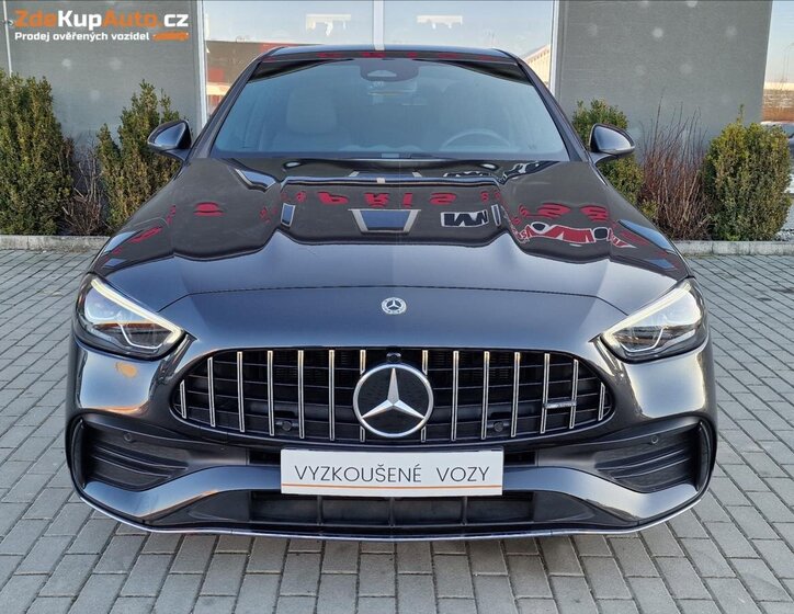 Mercedes-Benz Třídy C Sedan / Limuzína 2,0 l 147 kw