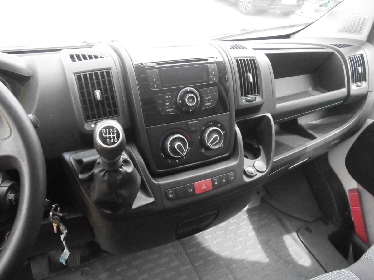 Peugeot Boxer Ostatní 2,2 l 81 kw