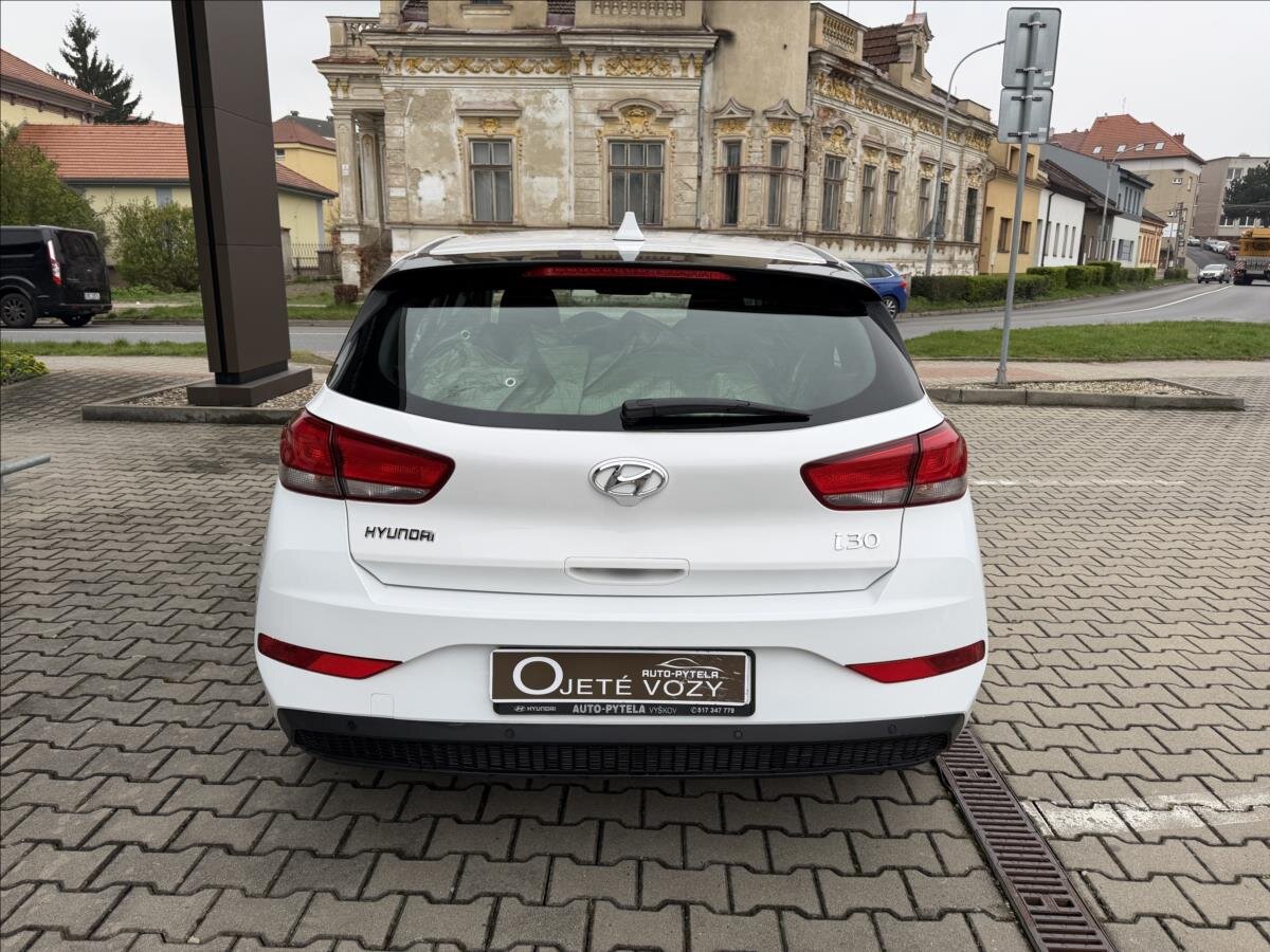 Hyundai i30 Hatchback 1,5 l 80 kw