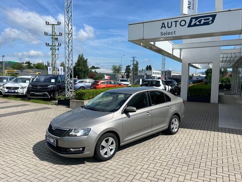 Škoda Rapid Sedan / Limuzína 999,0 70 kw