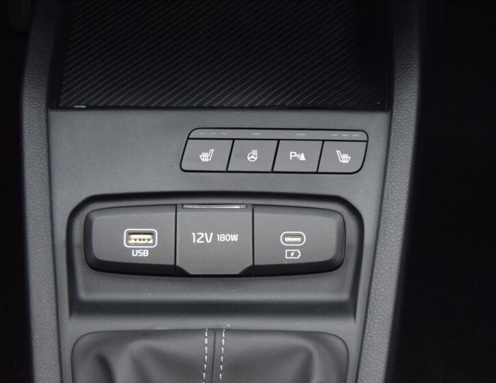 KIA Stonic SUV / Terénní 0,0 74 kw