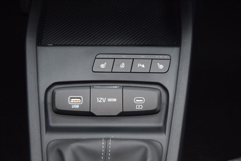 KIA Stonic SUV / Terénní 0,0 74 kw