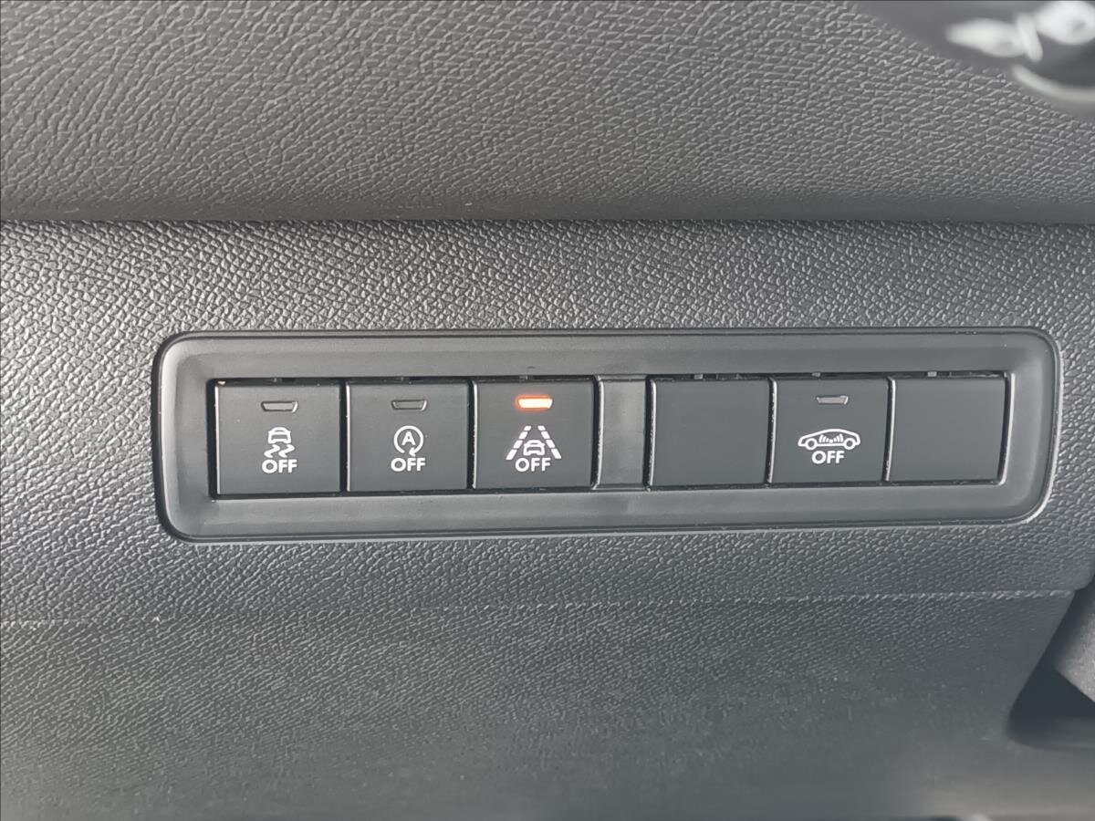 Peugeot 308 Hatchback 2,0 l 130 kw