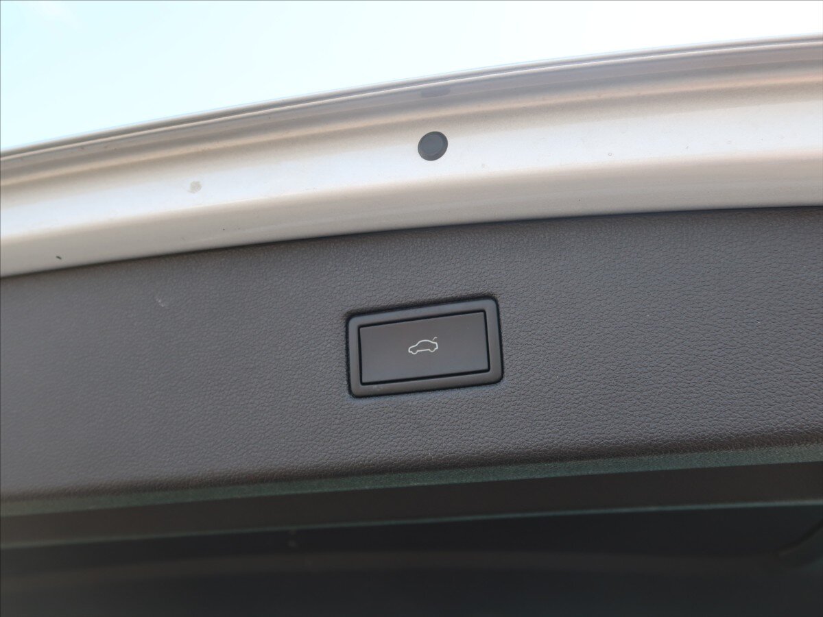 Seat Tarraco SUV / Terénní 2,0 l 110 kw