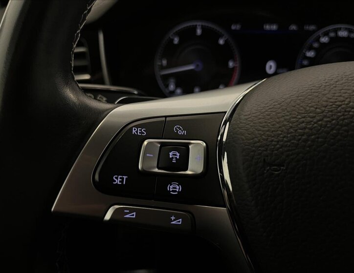 Volkswagen Touareg SUV 3,0 l 210 kw