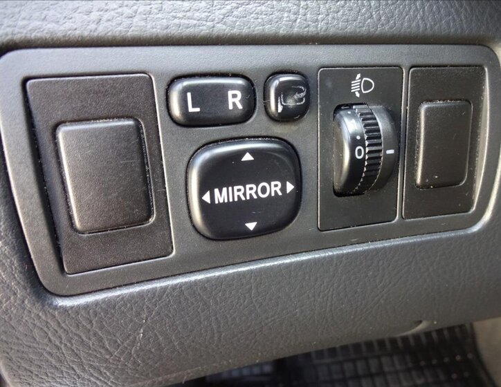 Toyota Avensis Kombi 2,0 l 93 kw