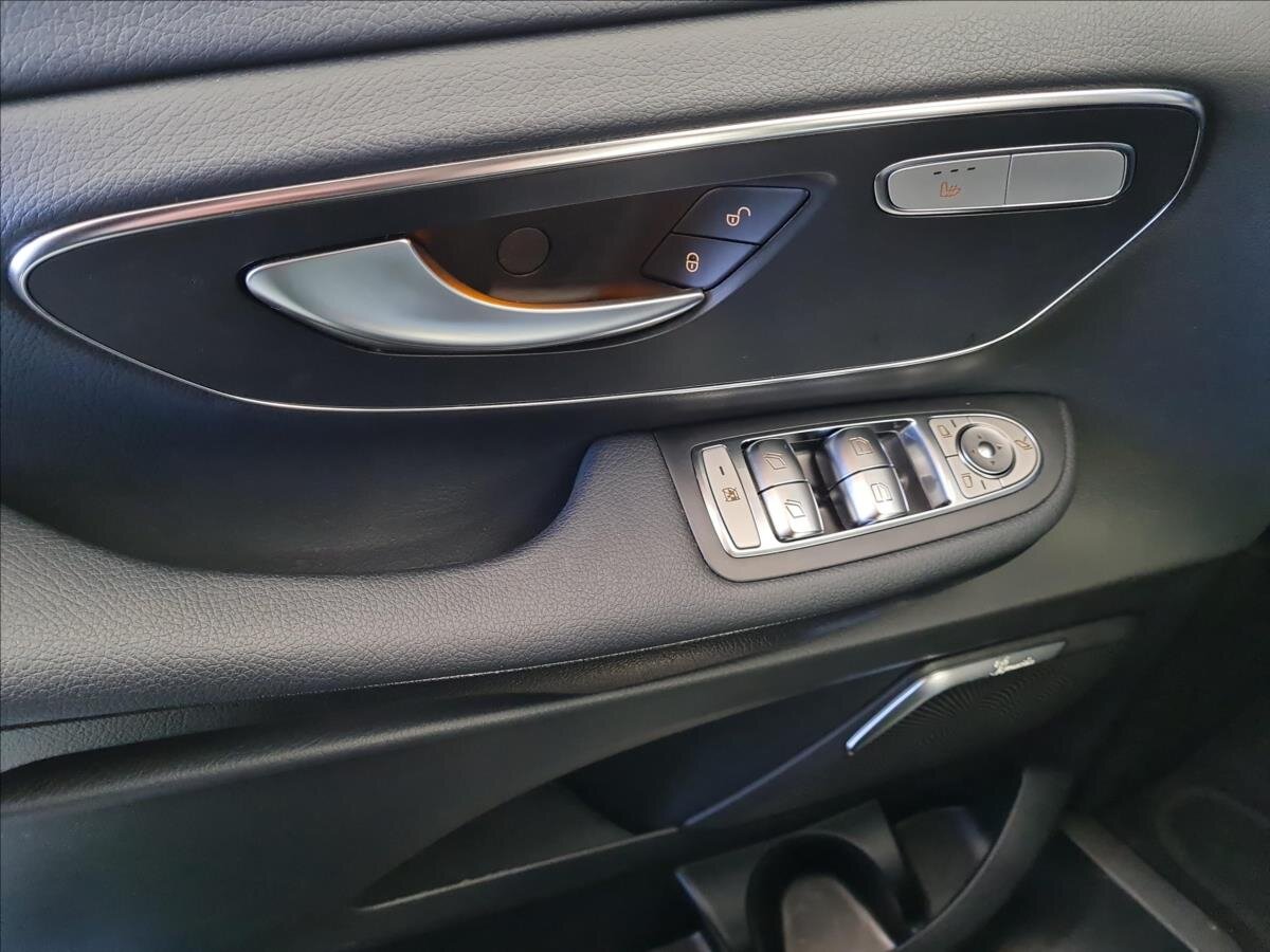 Mercedes-Benz Třídy V MPV 2,0 l 174 kw