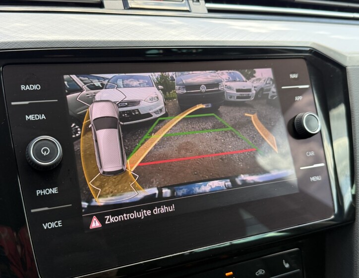 Volkswagen Passat 38