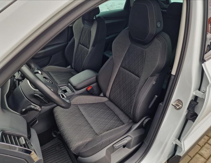 Škoda Karoq SUV 2,0 l 110 kw