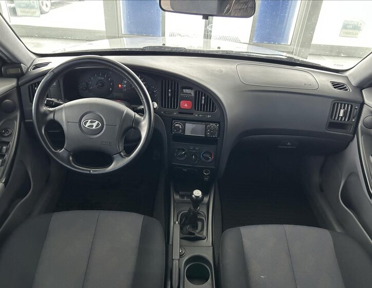 Hyundai Elantra Liftback 1,6 l 77 kw
