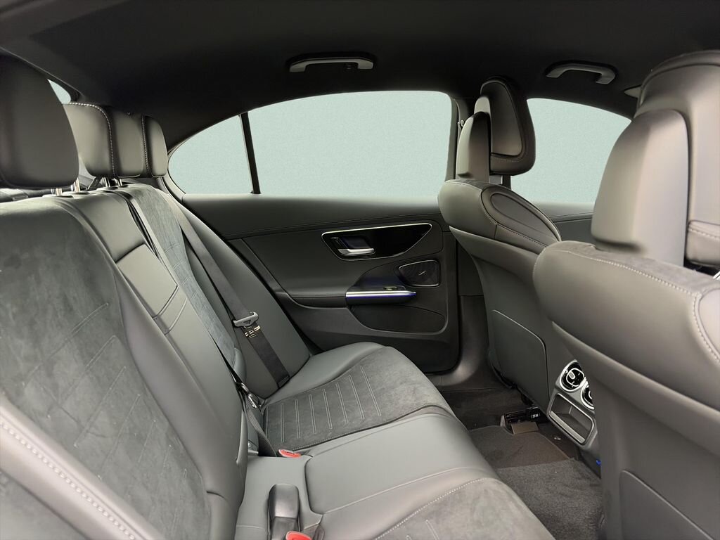 Mercedes-Benz Třídy C Sedan / Limuzína 2,0 l 145 kw