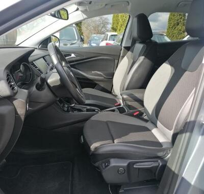Opel Grandland X 10