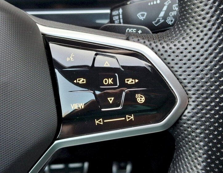 Volkswagen Tiguan SUV / Terénní 2,0 l 180 kw