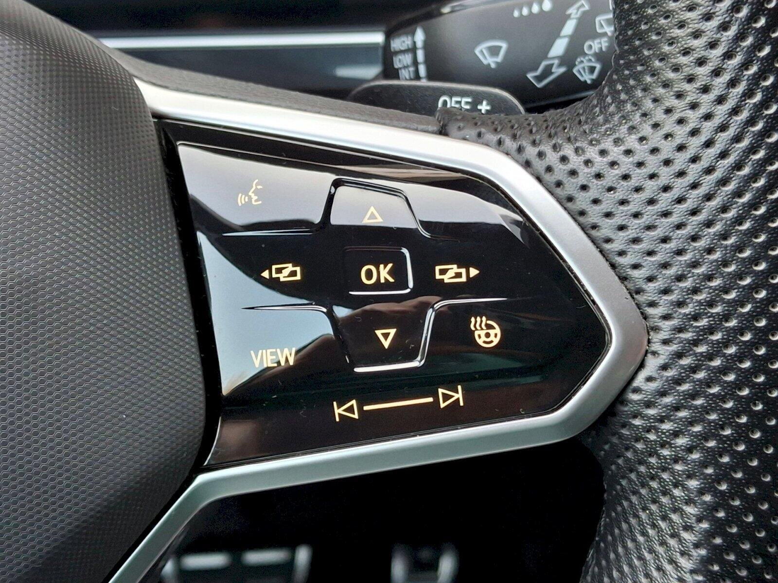 Volkswagen Tiguan SUV / Terénní 2,0 l 180 kw