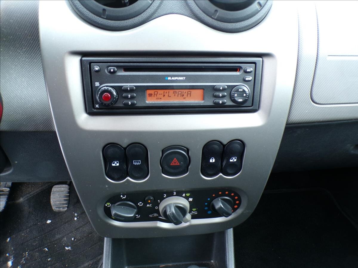 Dacia Sandero Hatchback 1,1 l 55 kw