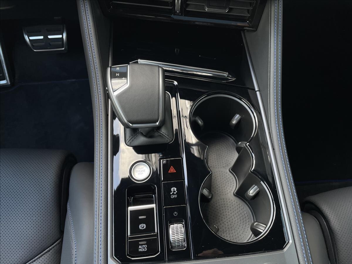 Volkswagen Touareg SUV / Terénní 3,0 l 250 kw