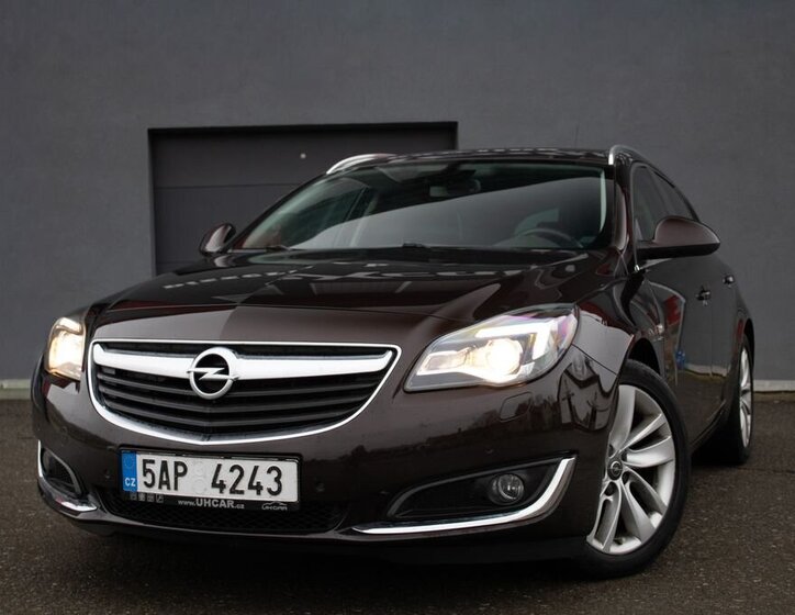 Opel Insignia 1