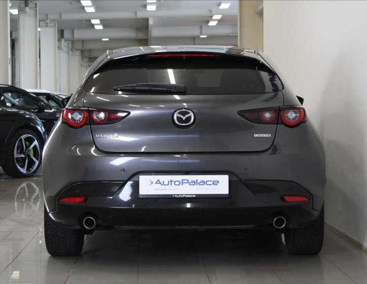Mazda 3 Hatchback 2,0 l 110 kw