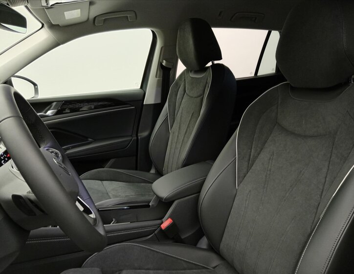 Volkswagen Tayron SUV / Terénní 2,0 l 150 kw