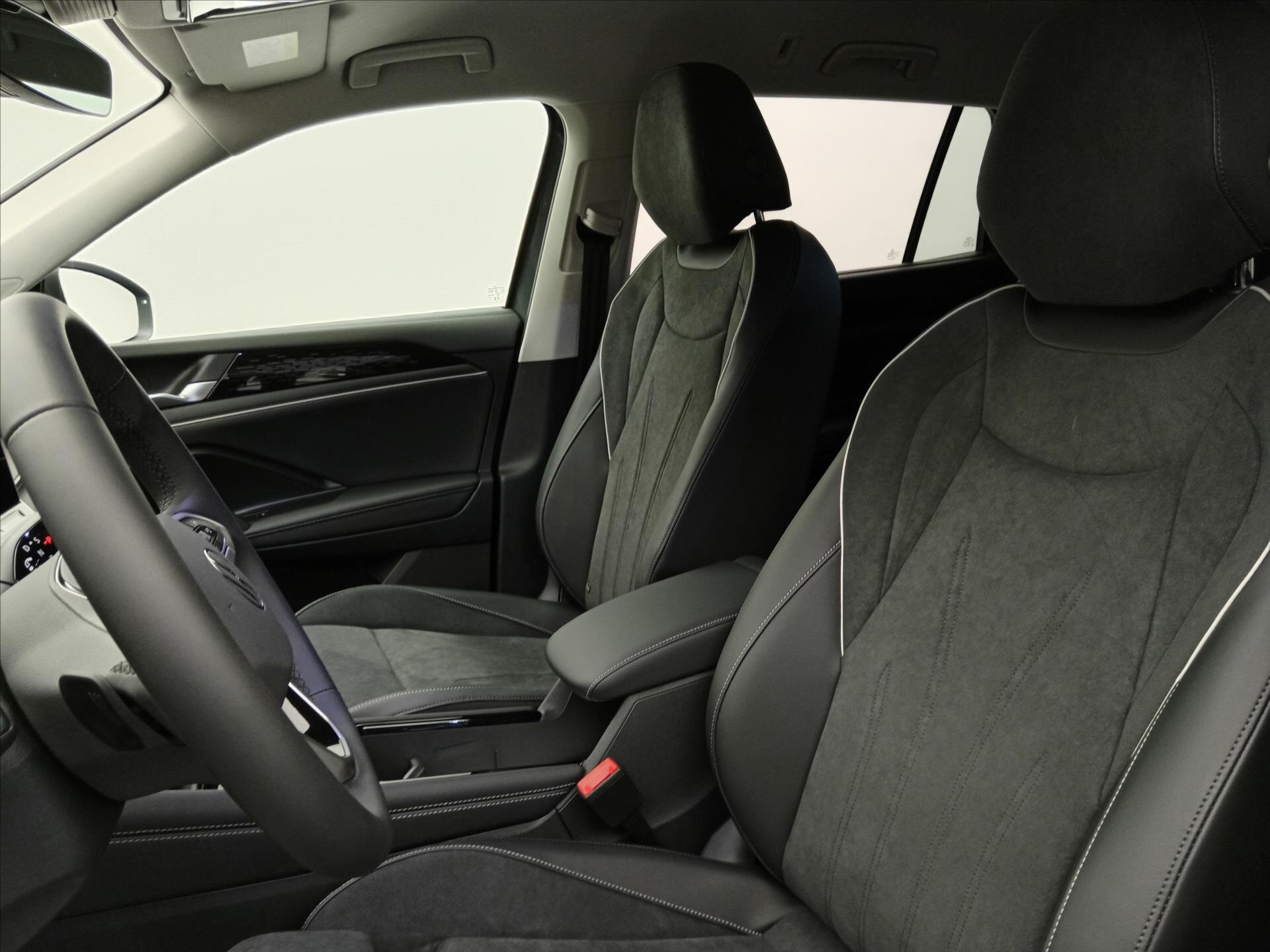 Volkswagen Tayron SUV / Terénní 2,0 l 150 kw