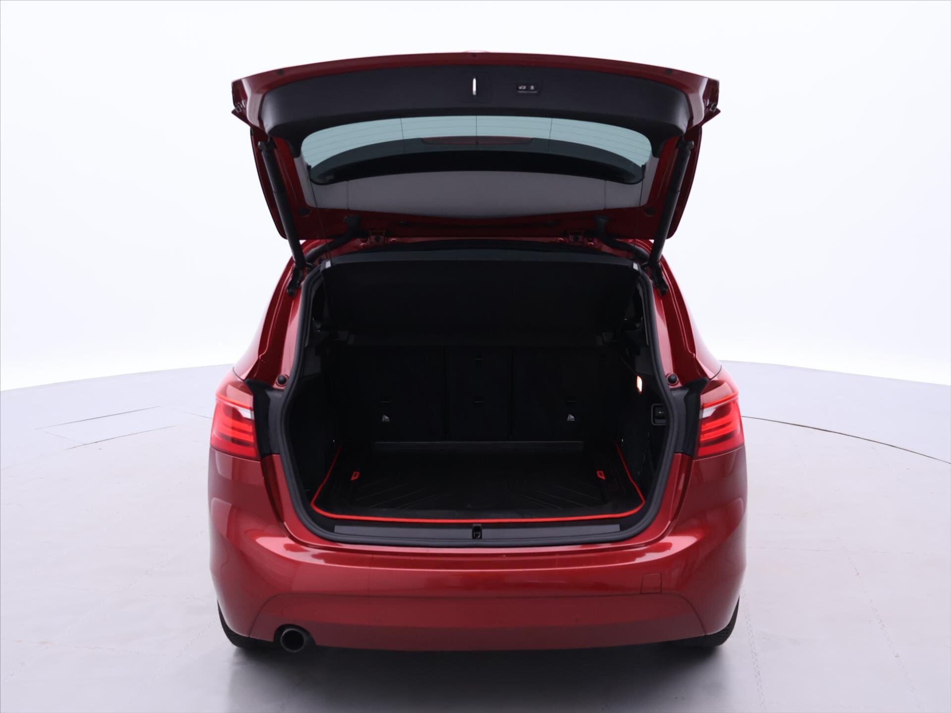 BMW Řada 2 MPV 1,5 l 100 kw