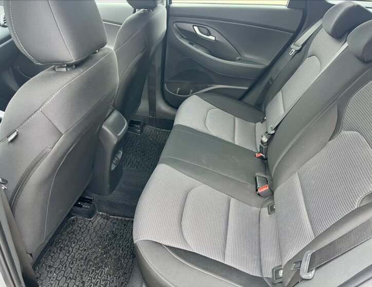 Hyundai i30 Kombi 1,5 l 71 kw