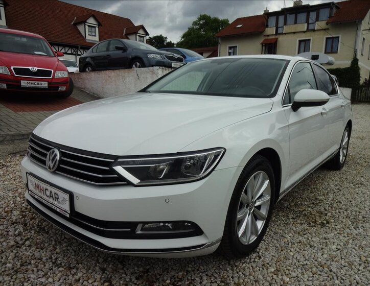 Volkswagen Passat Sedan 2,0 l 110 kw