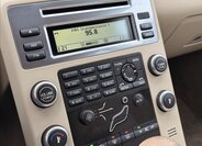 Volvo XC70 Kombi 2,4 l 151 kw