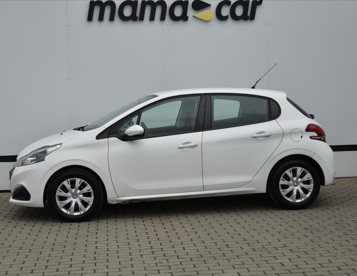Peugeot 208 Hatchback 1,2 l 60 kw