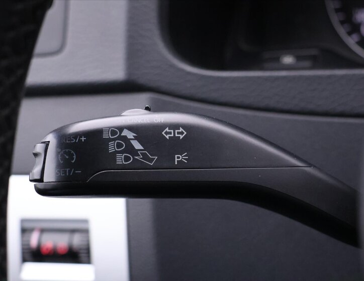 Volkswagen Multivan Kombi 2,0 l 103 kw