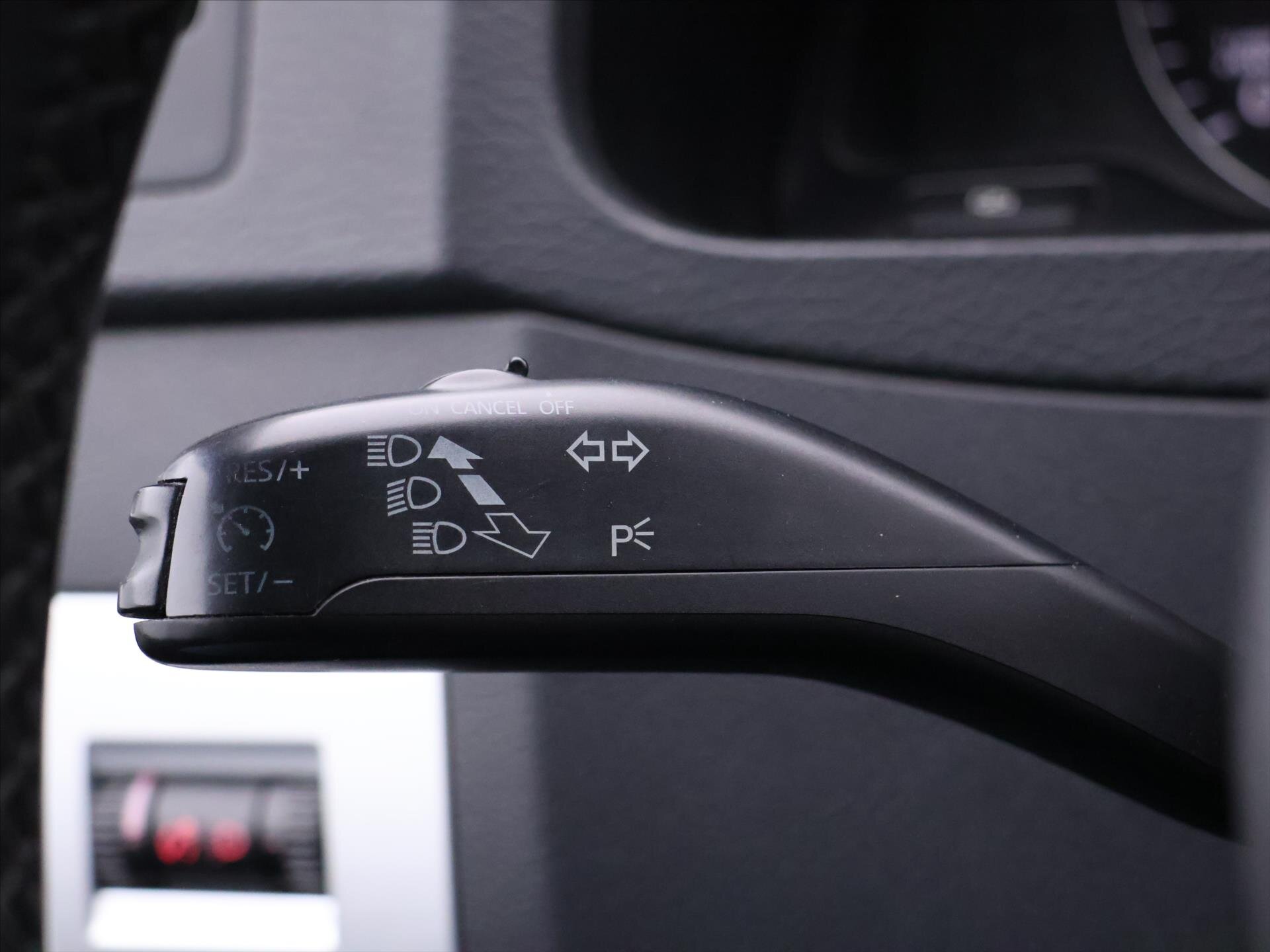 Volkswagen Multivan Kombi 2,0 l 103 kw