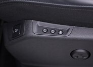 Peugeot 3008 SUV 1,6 l 133 kw