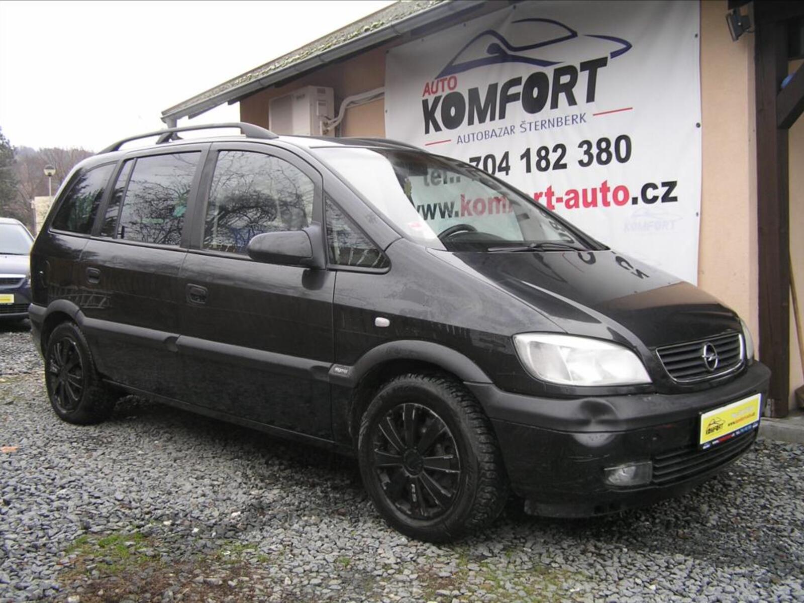 Opel Zafira 1