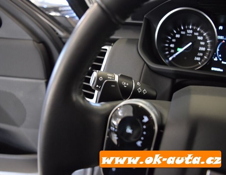 Land Rover Discovery SUV 2,0 l 177 kw