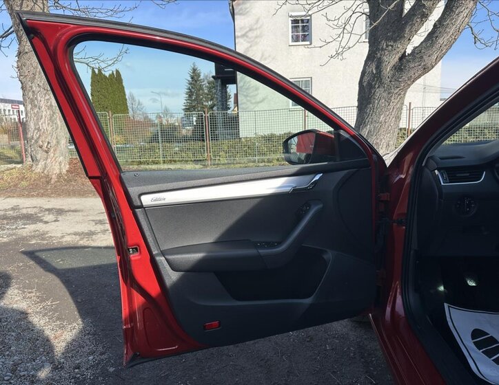 Škoda Octavia Kombi 2,0 l 110 kw