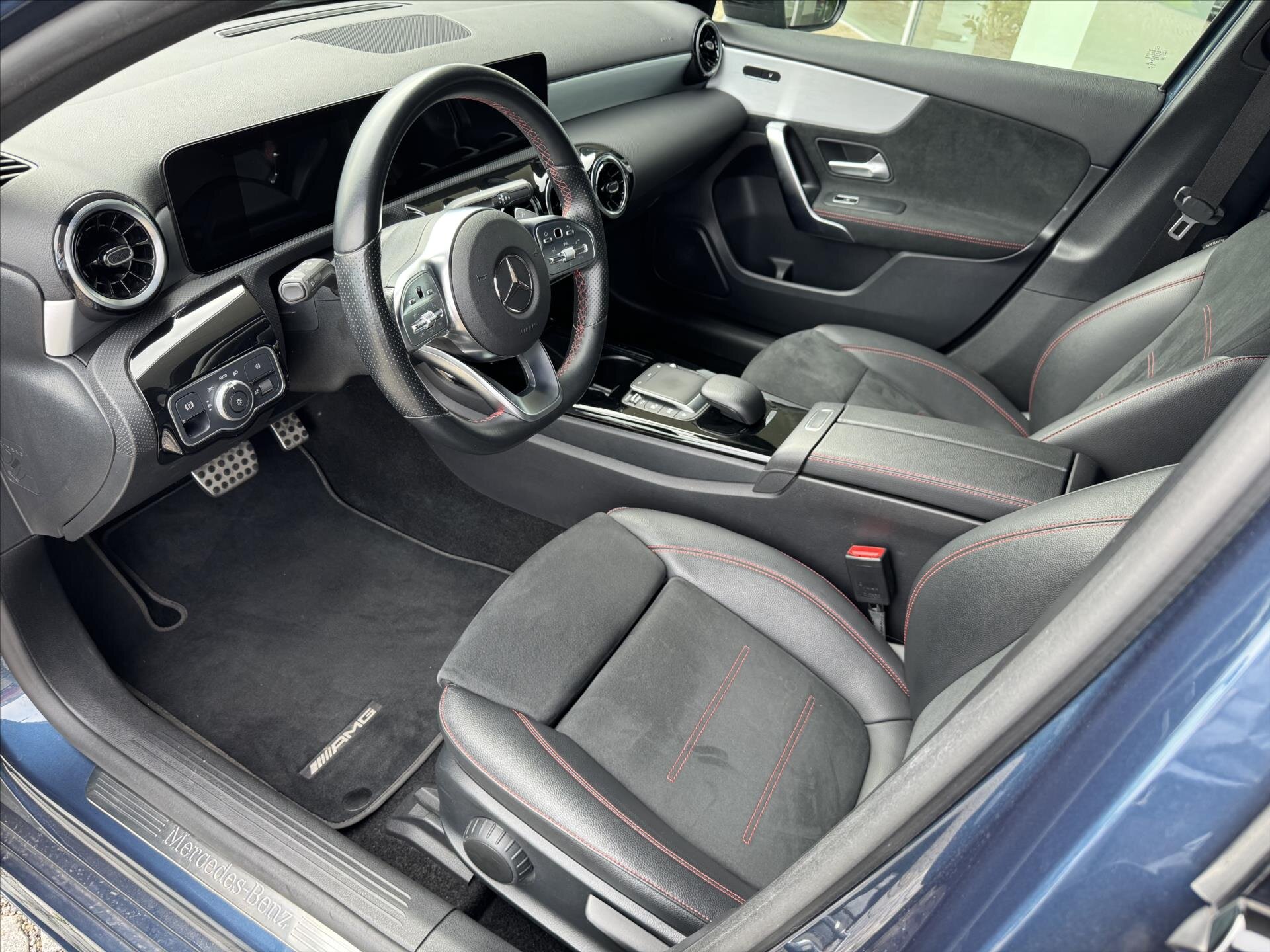 Mercedes-Benz Třídy A Sedan 1,3 l 120 kw