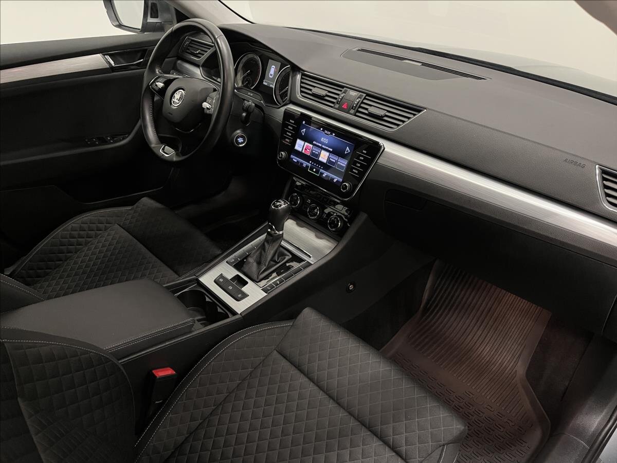 Škoda Superb Kombi 1,5 l 110 kw